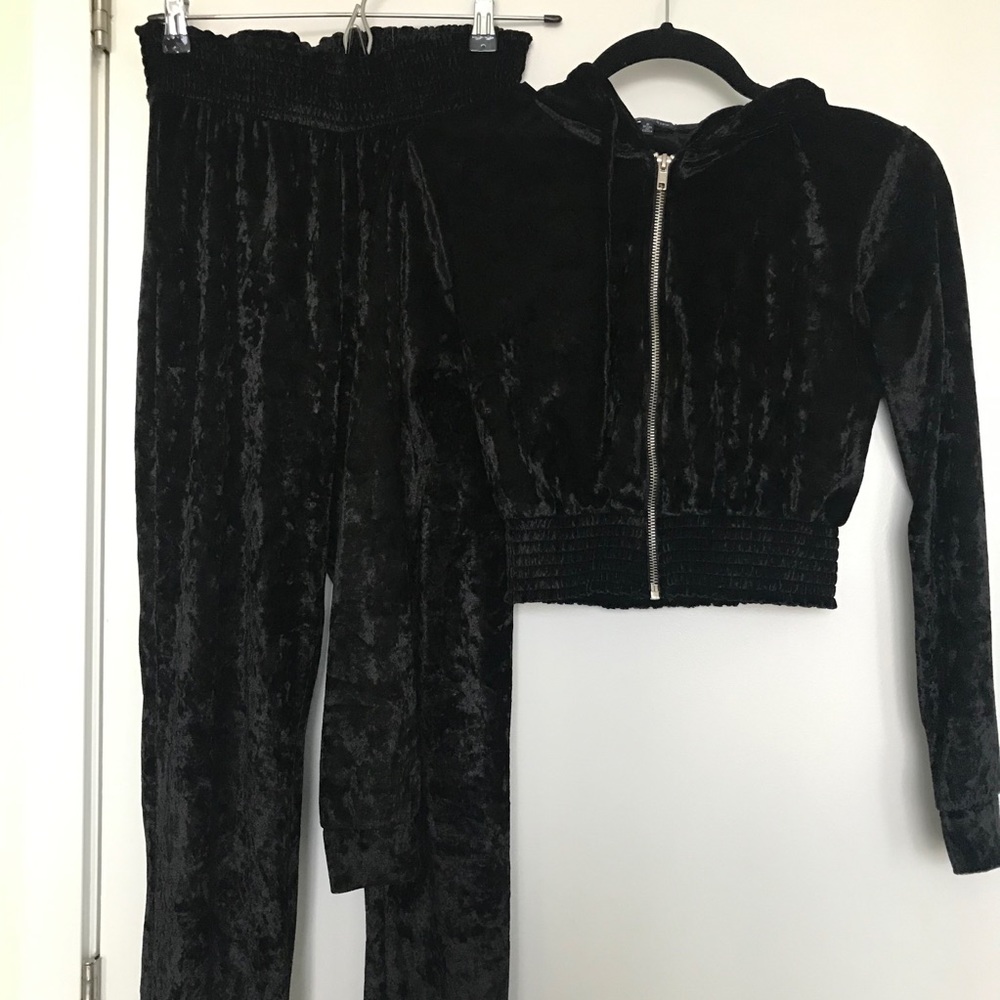 Velour Track Set size small